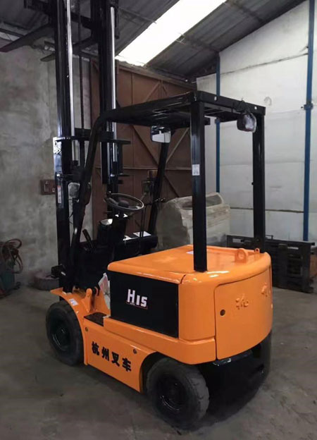 純電(dian)動叉車案(an)例
